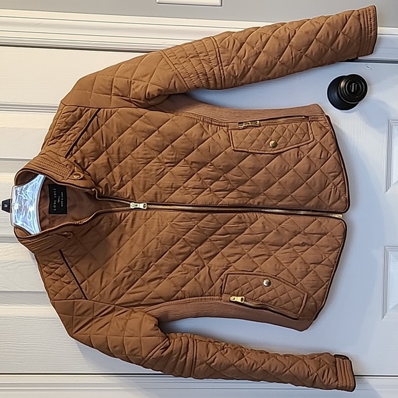 Love Tree Jackets & Blazers - NWOT Love tree puffer jacket